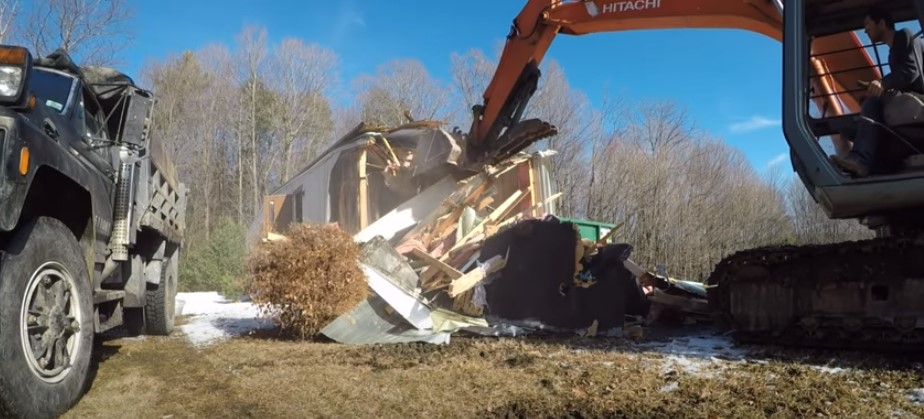 mobile home demolition